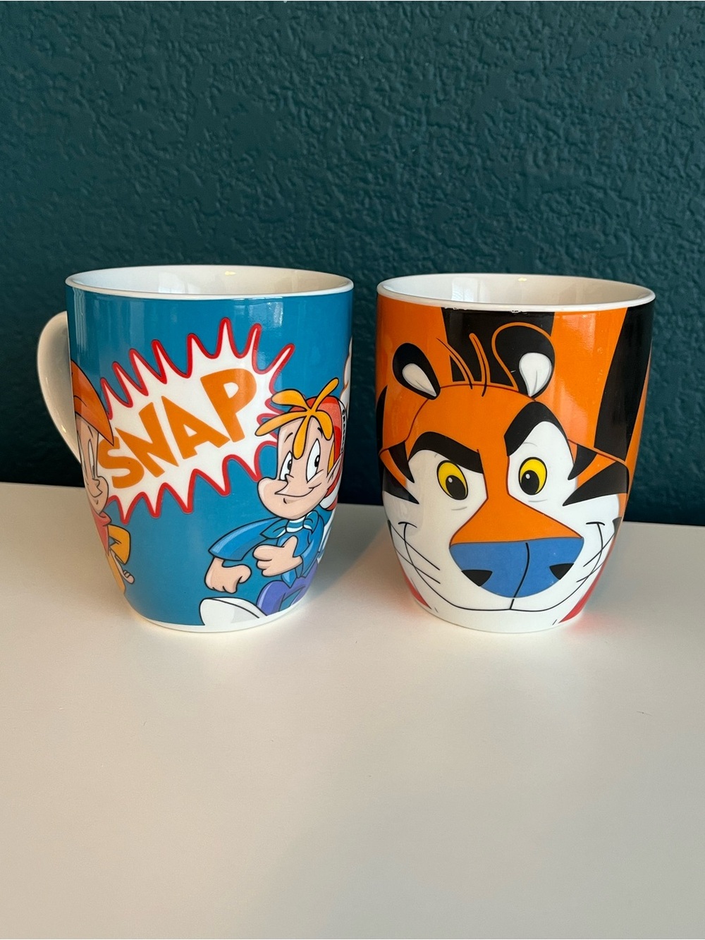 Retro Kelloggs Snap Crackle Pop & Tony the Tiger Coffee Mugs Set